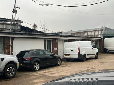 Thumbnail Industrial to let in 11 Elbourne Trading Estate, Crabtree Manorway South, Belvedere, Kent