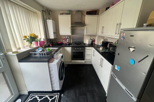 Town house to rent in Pauline Walk, Fazakerley, Liverpool