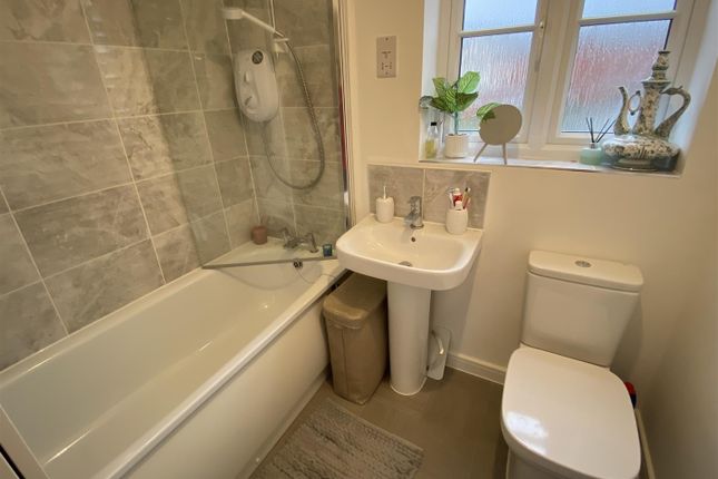 Semi-detached house for sale in Stirling Road, Woodville, Swadlincote