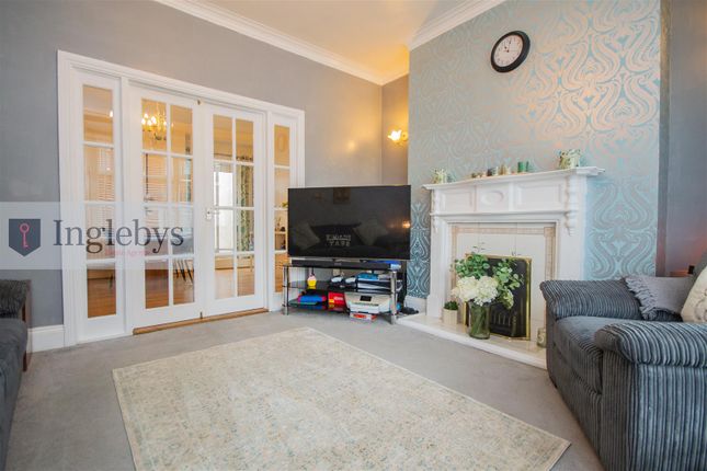 33, West Road, Loftus photo 4