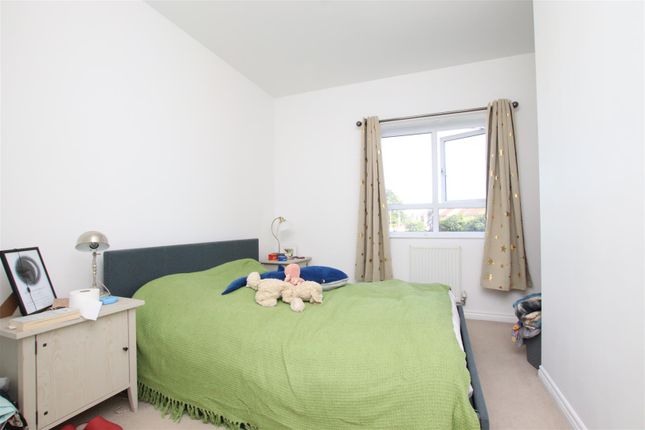 127, Younghayes Road, Exeter photo 4