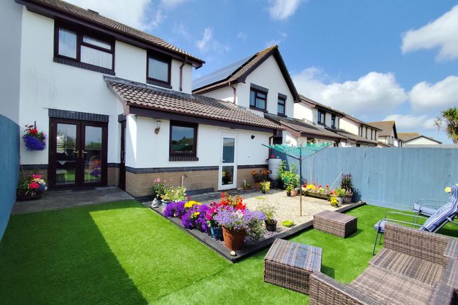 10 Meadowside, Newquay photo 2