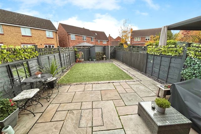 15, Sunflower Gardens, Doncaster photo 2