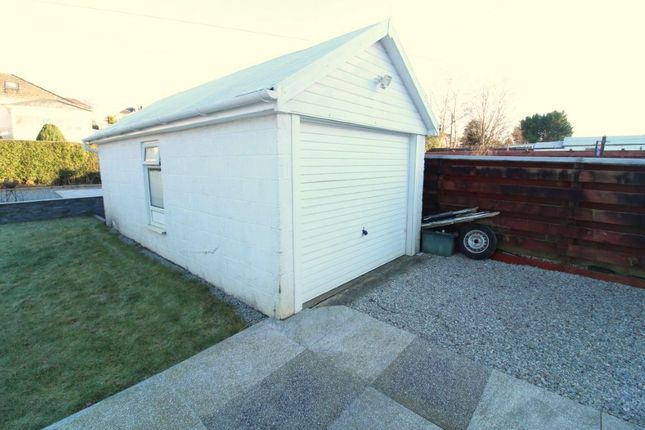 Semi-detached bungalow to rent in Glasgow Road, Paisley