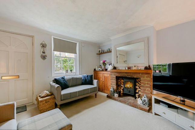 132, The Street, Willesborough photo 2