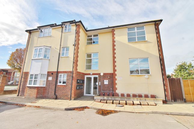 1-bed flat on Strawberry Green, Portsmouth, £149,995