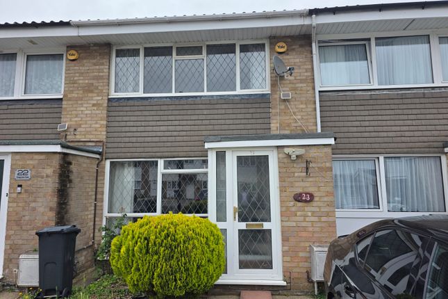 Sheepcote Close, Hounslow photo 3