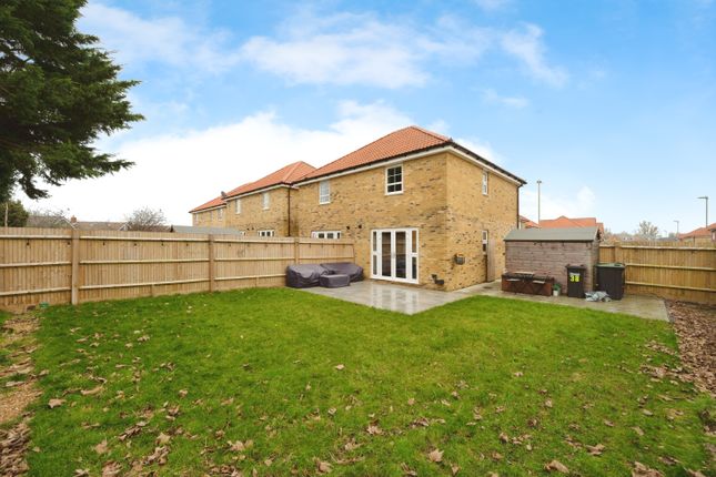 2-bed house on 38, Sandeman Grove, Hampshire, £325,000