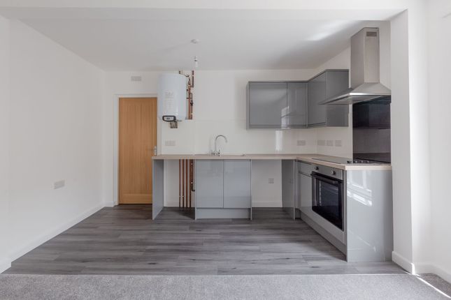 Flat 6, The Red House St. Lawrence Green, Crediton photo 4
