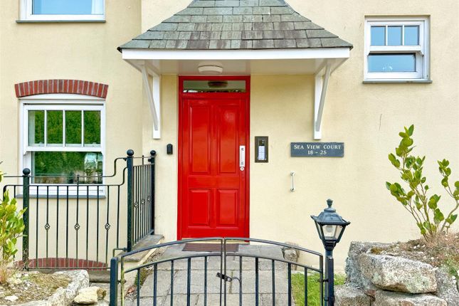 25, Sea View Court, Falmouth photo 3