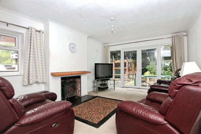 4, Copper Beech Way, Peterborough photo 3