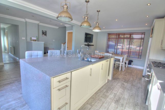 End terrace house for sale in Ashby Avenue, Lincoln