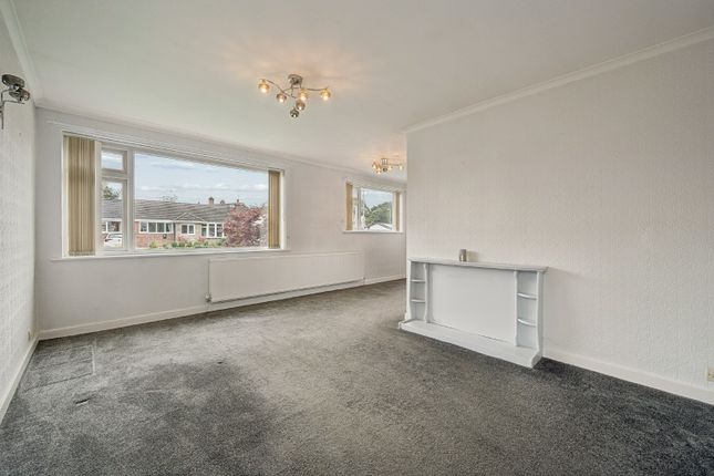 18, Sutton Avenue, Warrington photo 3