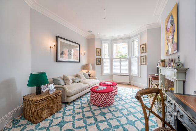 83, Gascony Avenue, London photo 2
