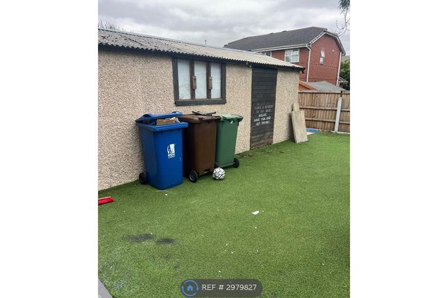 North Street, Ashton In Makerfield, Wigan photo 5