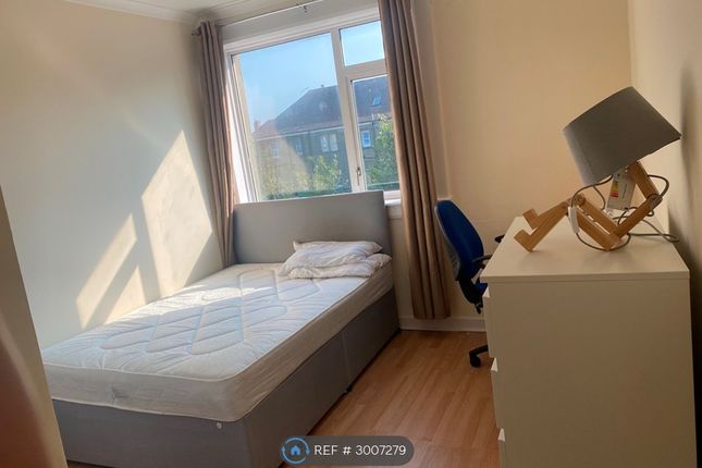 C Ochil Crescent, Stirling photo 4