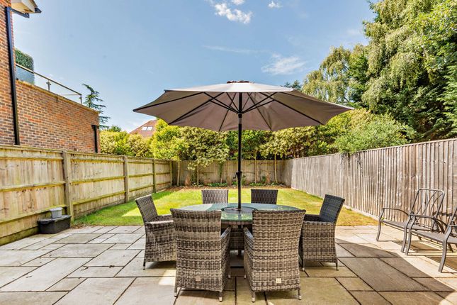 161 Amersham Road, Beaconsfield photo 4