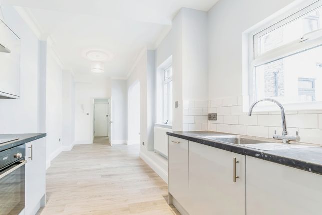 Flat for sale in Colson Road, Croydon