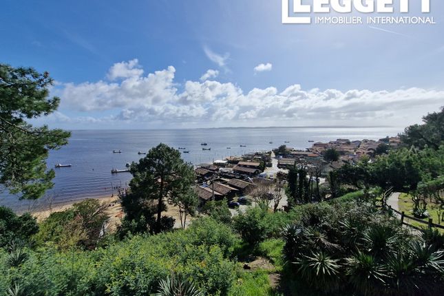 Villa for sale in Lège-Cap-Ferret, Gironde, Nouvelle-Aquitaine