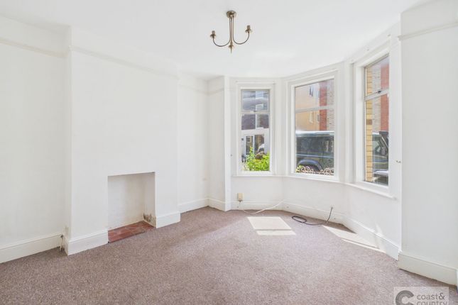 27 King Street, Newton Abbot photo 2
