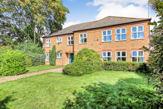 Flat for sale in St. Andrews Road, Cambridge