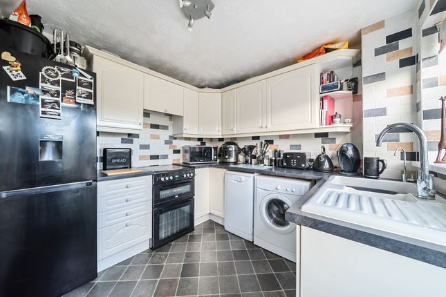 End terrace house for sale in Roman Way, Andover