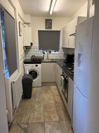 32, Northborough Road, London photo 4
