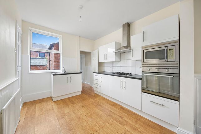 44, John Street, Chesterfield photo 4