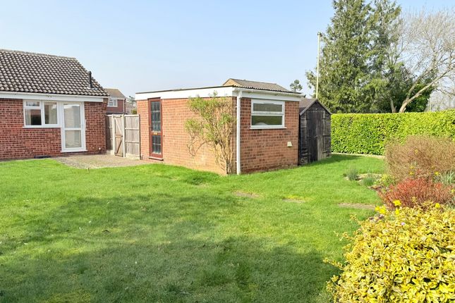 1 Charnwood Way, Southampton photo 3
