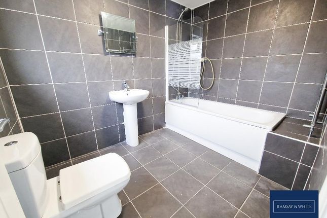 27, Troedyrhiw Road, Porth photo 5