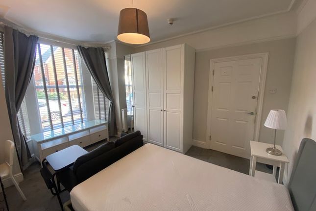 Room 1, Maidstone photo 2