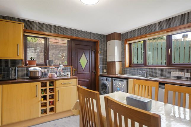 24, Kincardine Drive, Glasgow photo 4