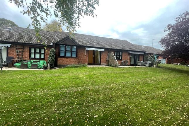 12, Windleden Road, Leicestershire photo 2