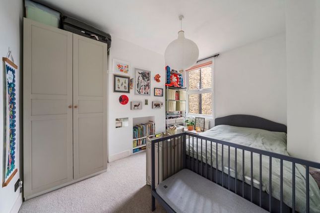 Flat for sale in Holland Road, Kensal Rise, London