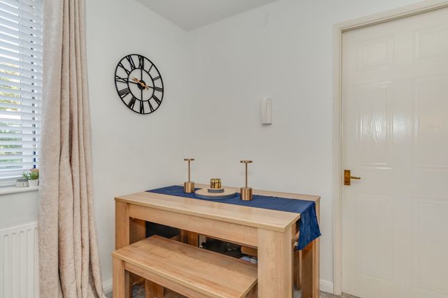 37 Tadcaster Road, Sheffield photo 3