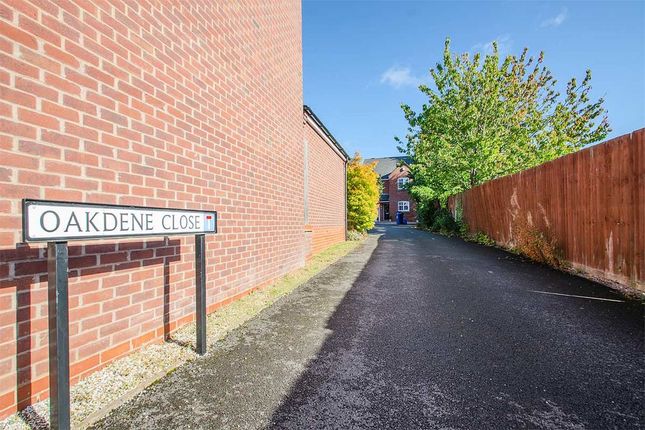 Oakdene Close, Cannock photo 2