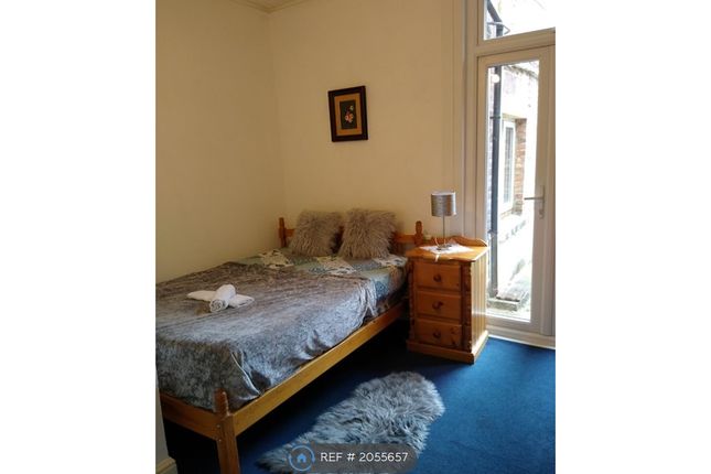 Thumbnail Flat to rent in Wood Green, London