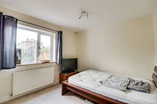 Terraced house for sale in Hawkswood Crescent, Kirkstall, Leeds, West Yorkshire