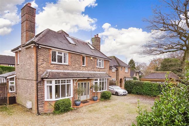 Thumbnail Detached house for sale in Pondtail Road, Horsham, West Sussex