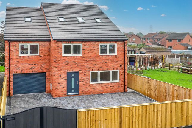 Thumbnail Detached house for sale in Lingwell Nook Lane, Lofthouse Gate, Wakefield