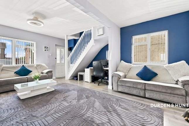 53 Victoria Road, Rayleigh photo 4