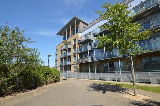 1-bed flat on 263, Quayside Drive, Colchester, £1,000/mo