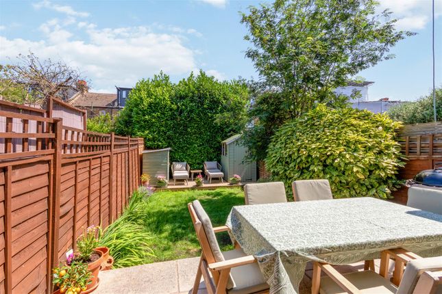 48, Carlton Park Avenue, Raynes Park photo 3