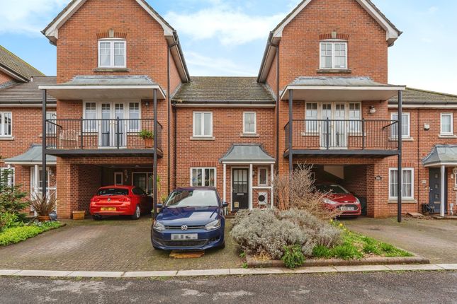 Thumbnail Terraced house for sale in Admiralty Way, Marchwood, Southampton