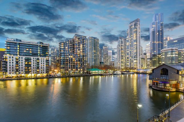 Flat for sale in Arena Tower, Crossharbour Plaza, Canary Wharf