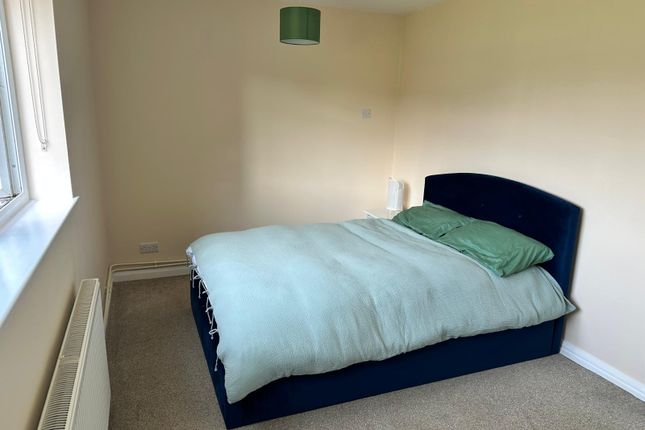 Meadow Close, Stratford-upon-avon photo 5