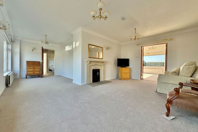 5, Uplands Close, Bath photo 3