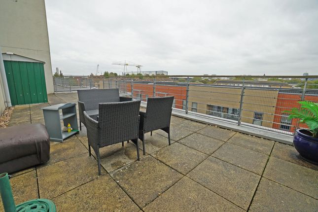 29, Hamburg House, Portsmouth photo 5
