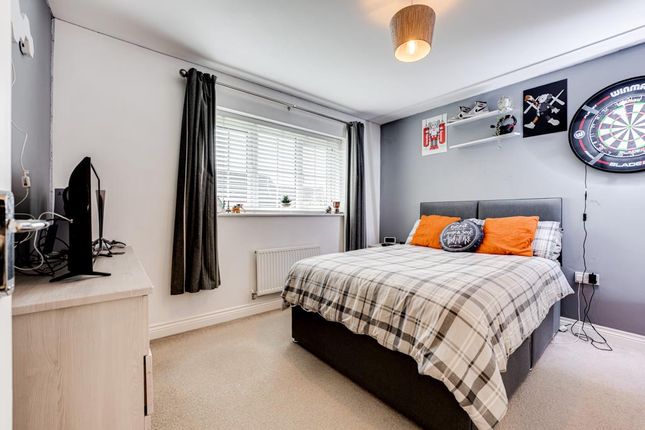 21, Forbes Drive, Corby photo 2