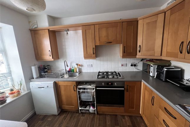 16, Birkdale Close, West Midlands photo 3